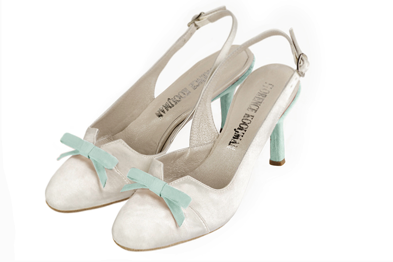 Pure white and aquamarine blue women's open back shoes, with a knot. Round toe. High slim heel. Front view - Florence KOOIJMAN